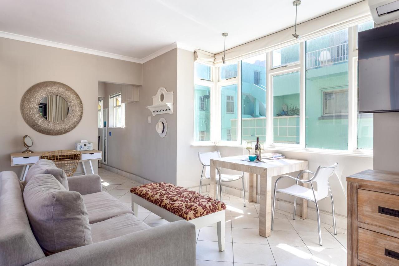 Cosy And Classy Sea Point Apartment Кейптаун Екстериор снимка