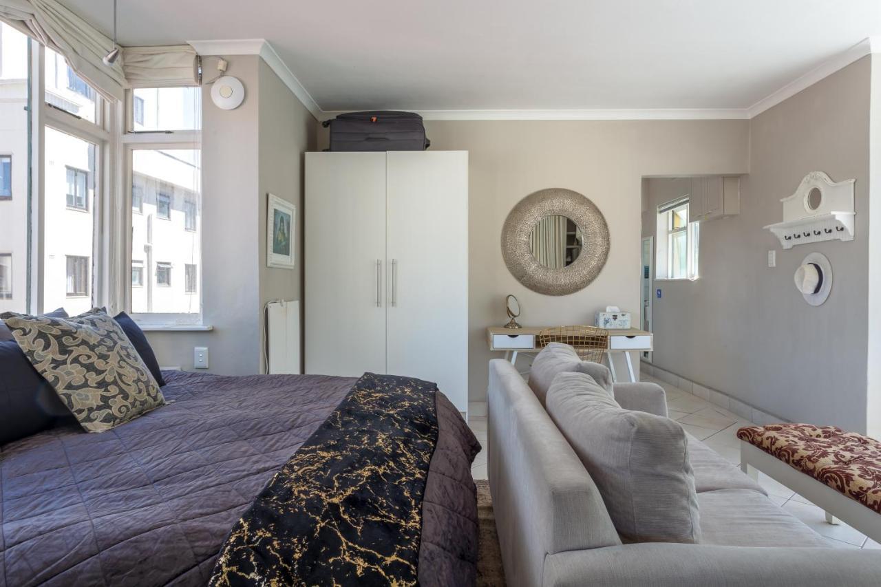Cosy And Classy Sea Point Apartment Кейптаун Екстериор снимка