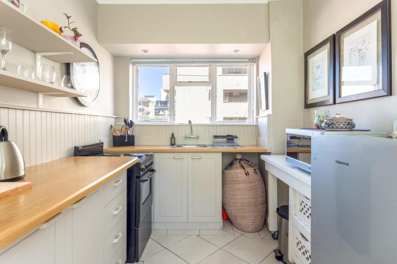 Cosy And Classy Sea Point Apartment Кейптаун Екстериор снимка