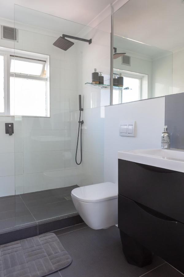 Cosy And Classy Sea Point Apartment Кейптаун Екстериор снимка