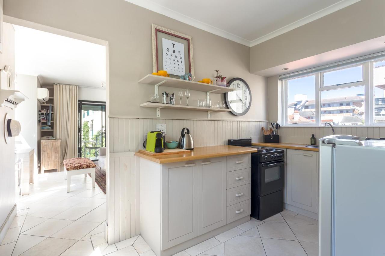 Cosy And Classy Sea Point Apartment Кейптаун Екстериор снимка