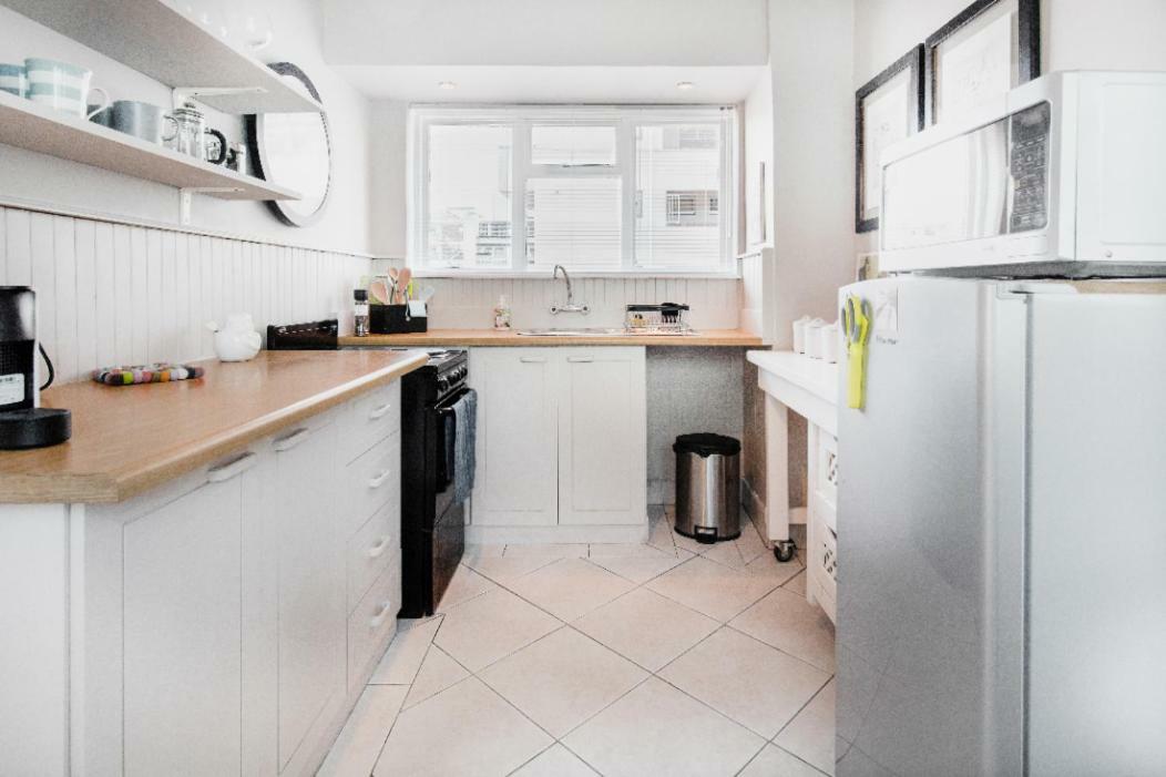 Cosy And Classy Sea Point Apartment Кейптаун Екстериор снимка