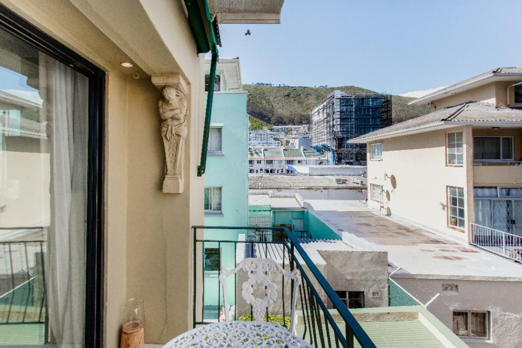 Cosy And Classy Sea Point Apartment Кейптаун Екстериор снимка